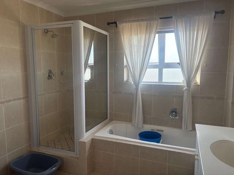 To Let 3 Bedroom Property for Rent in West Beach Western Cape